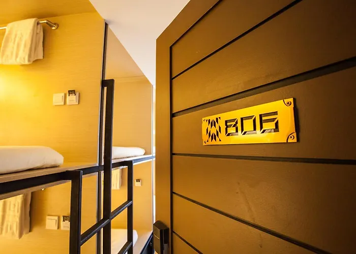 Cubic Bed Pratunam * Bangkok